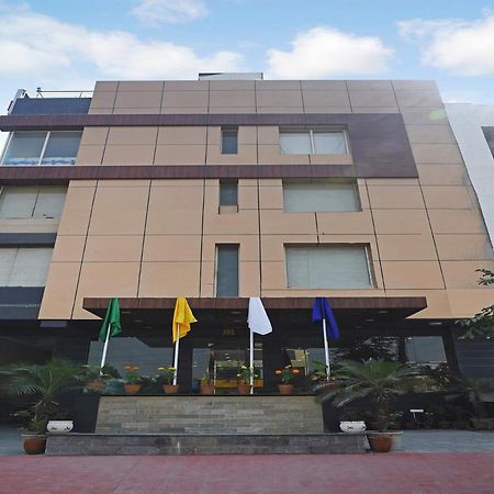 Tgi Apple Inn Jaipur Ngoại thất bức ảnh