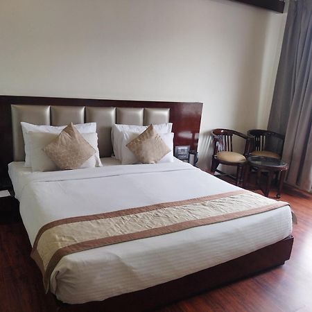 Tgi Apple Inn Jaipur Ngoại thất bức ảnh