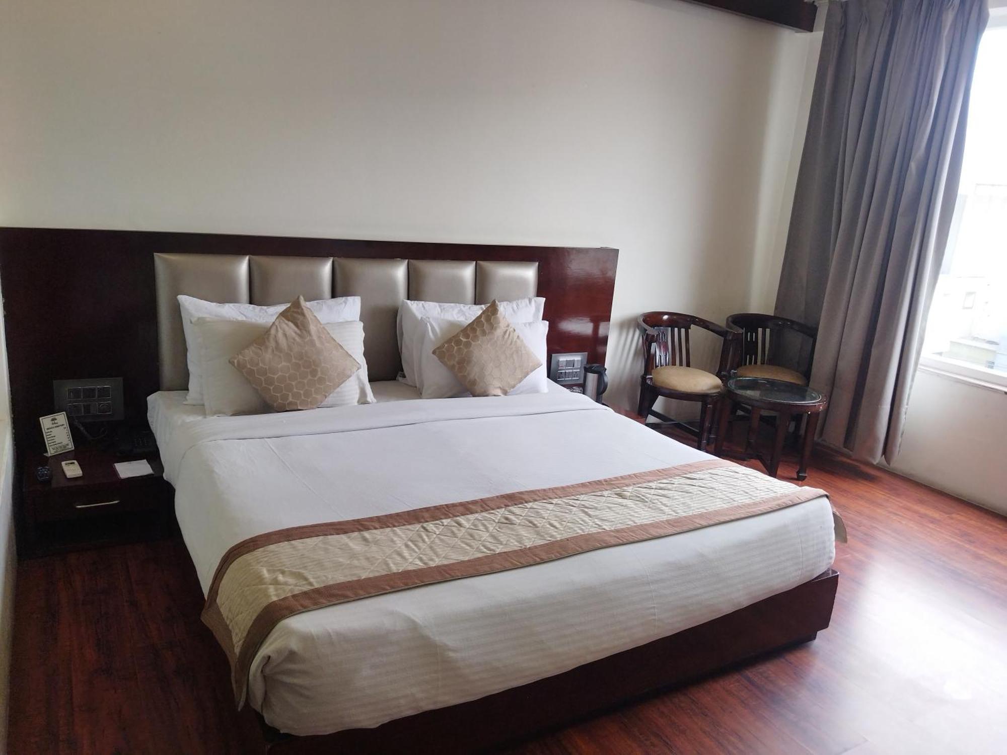 Tgi Apple Inn Jaipur Ngoại thất bức ảnh
