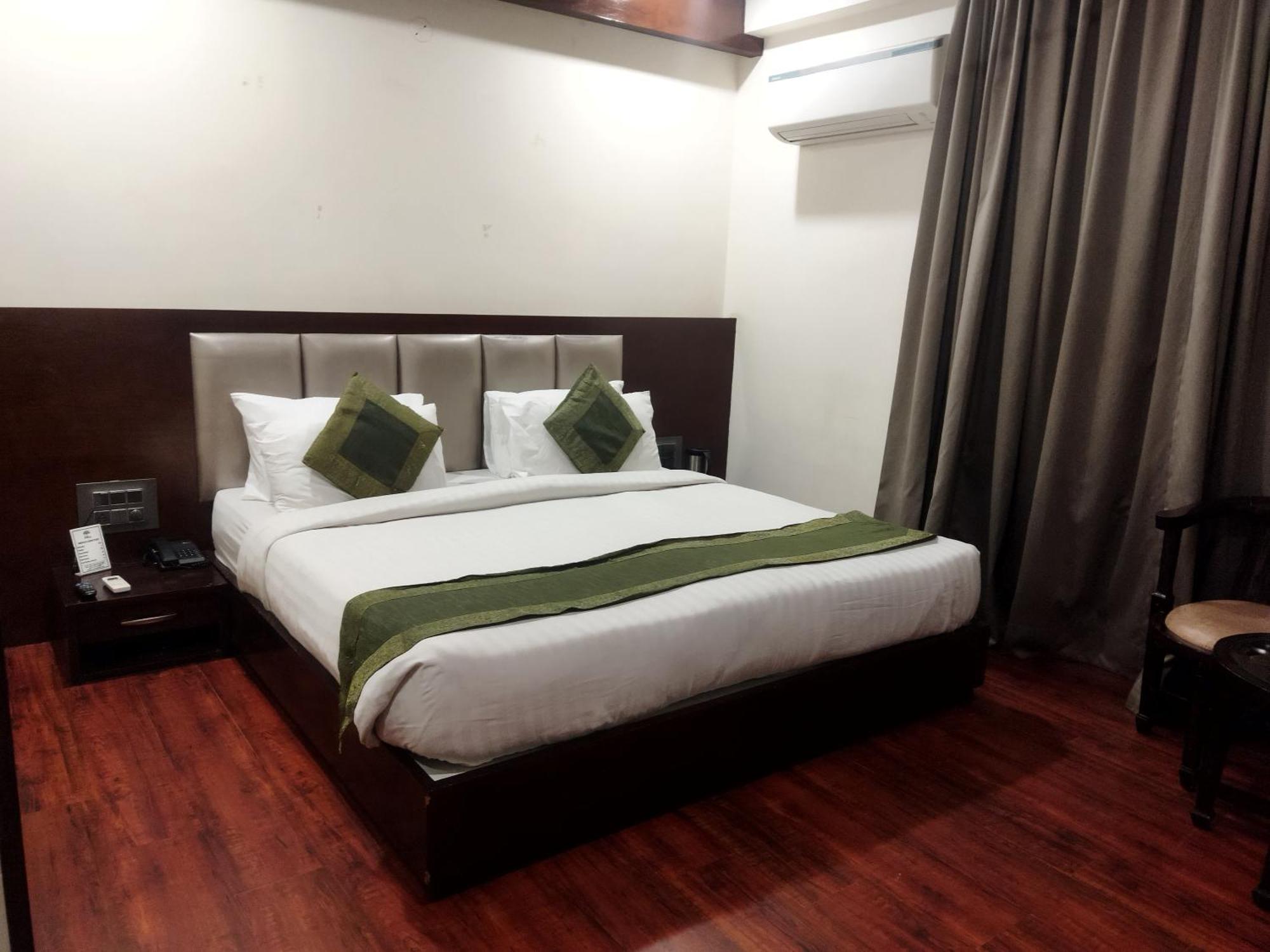 Tgi Apple Inn Jaipur Ngoại thất bức ảnh