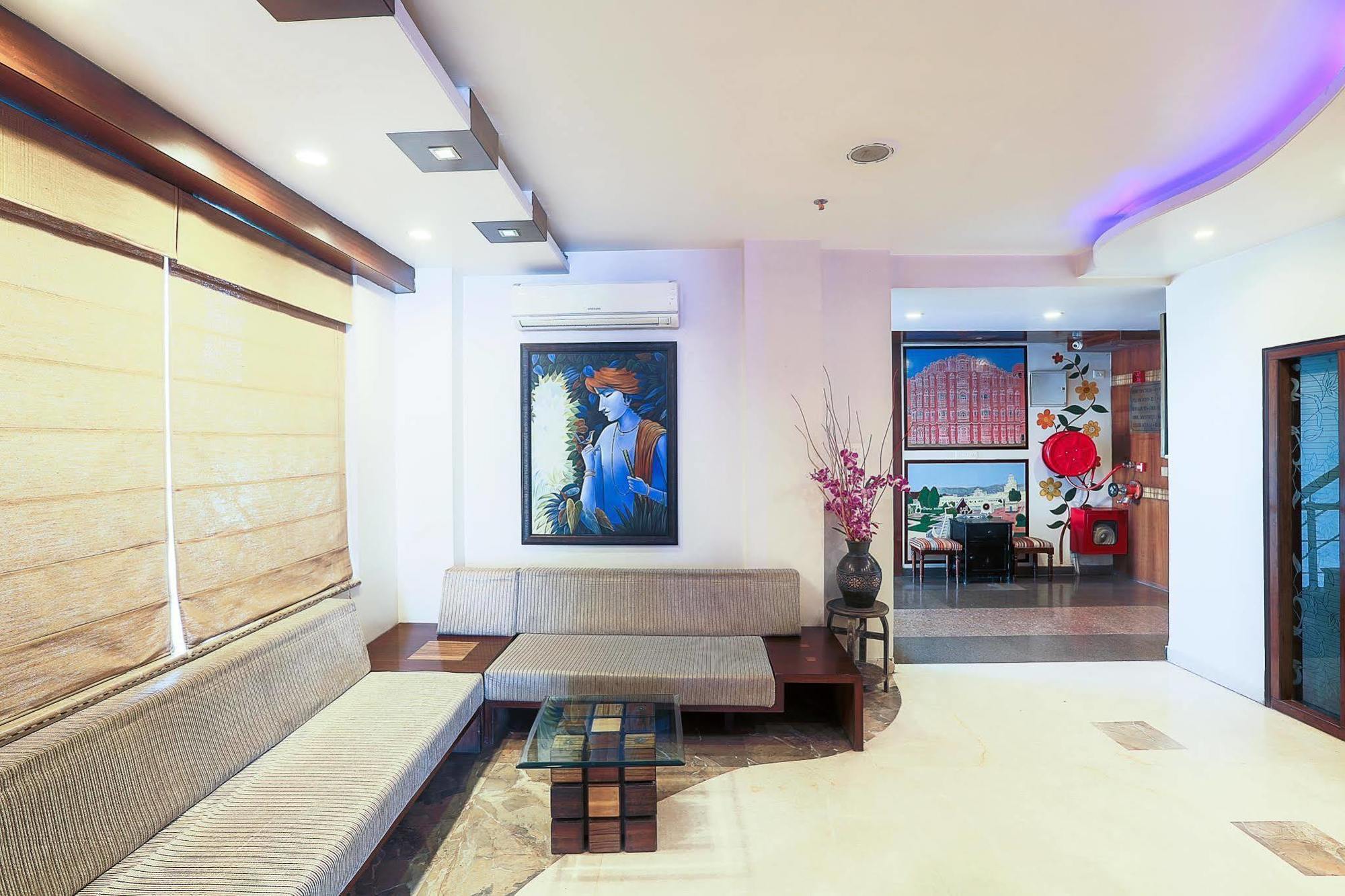 Tgi Apple Inn Jaipur Ngoại thất bức ảnh