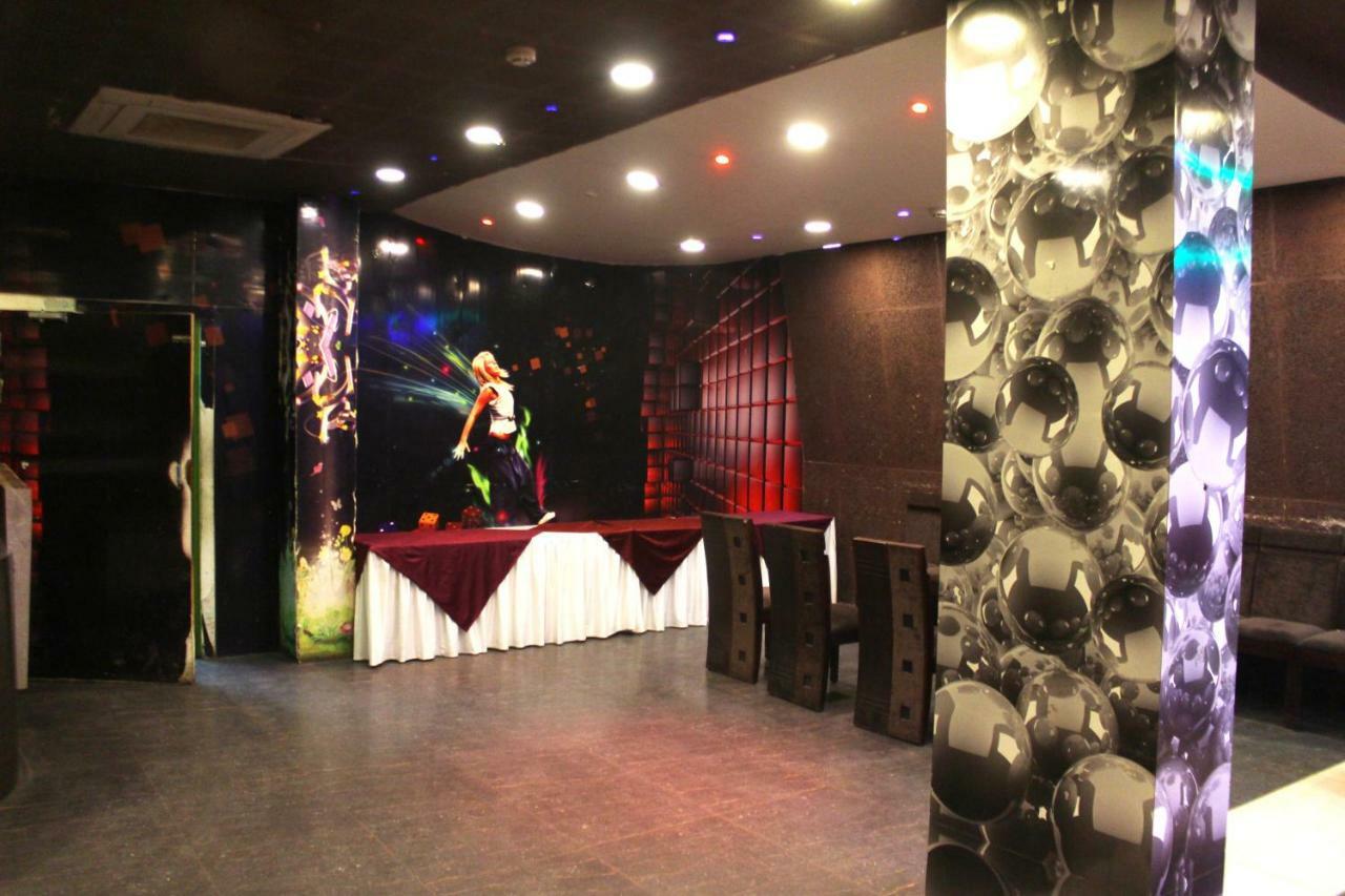 Tgi Apple Inn Jaipur Ngoại thất bức ảnh